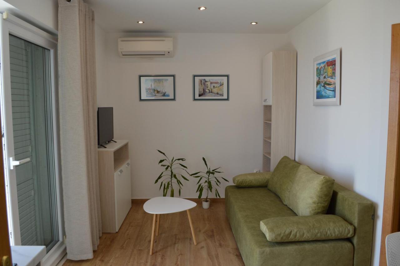Apartments Spilan ムリニ エクステリア 写真